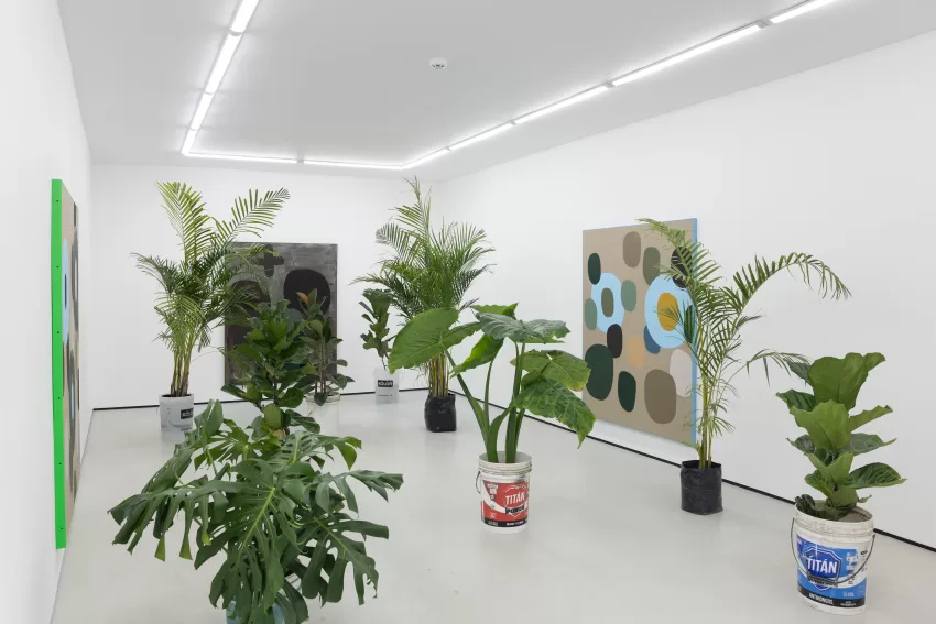 Oscar Florit en galeria Enlace | LEONARDO.PE