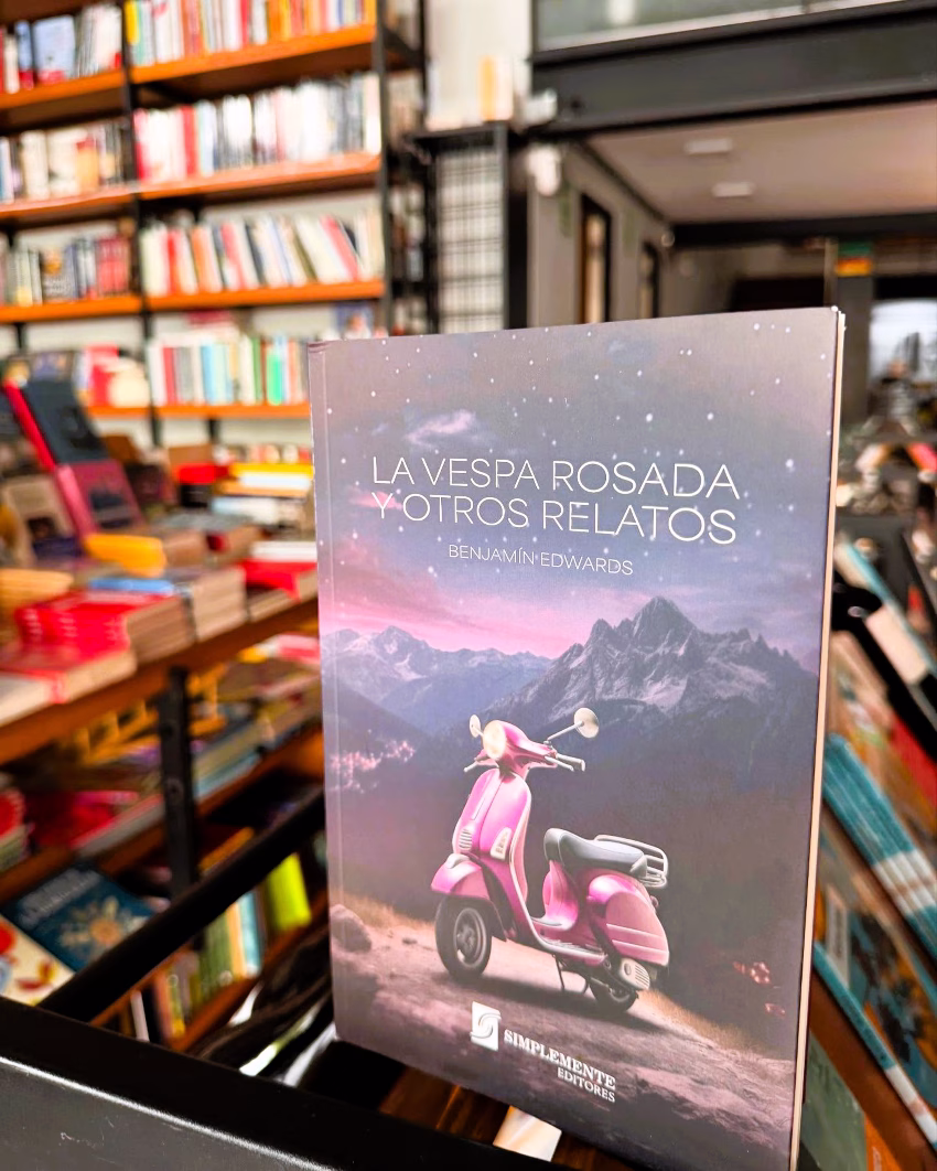 la vespa rosada | leonardo.pe